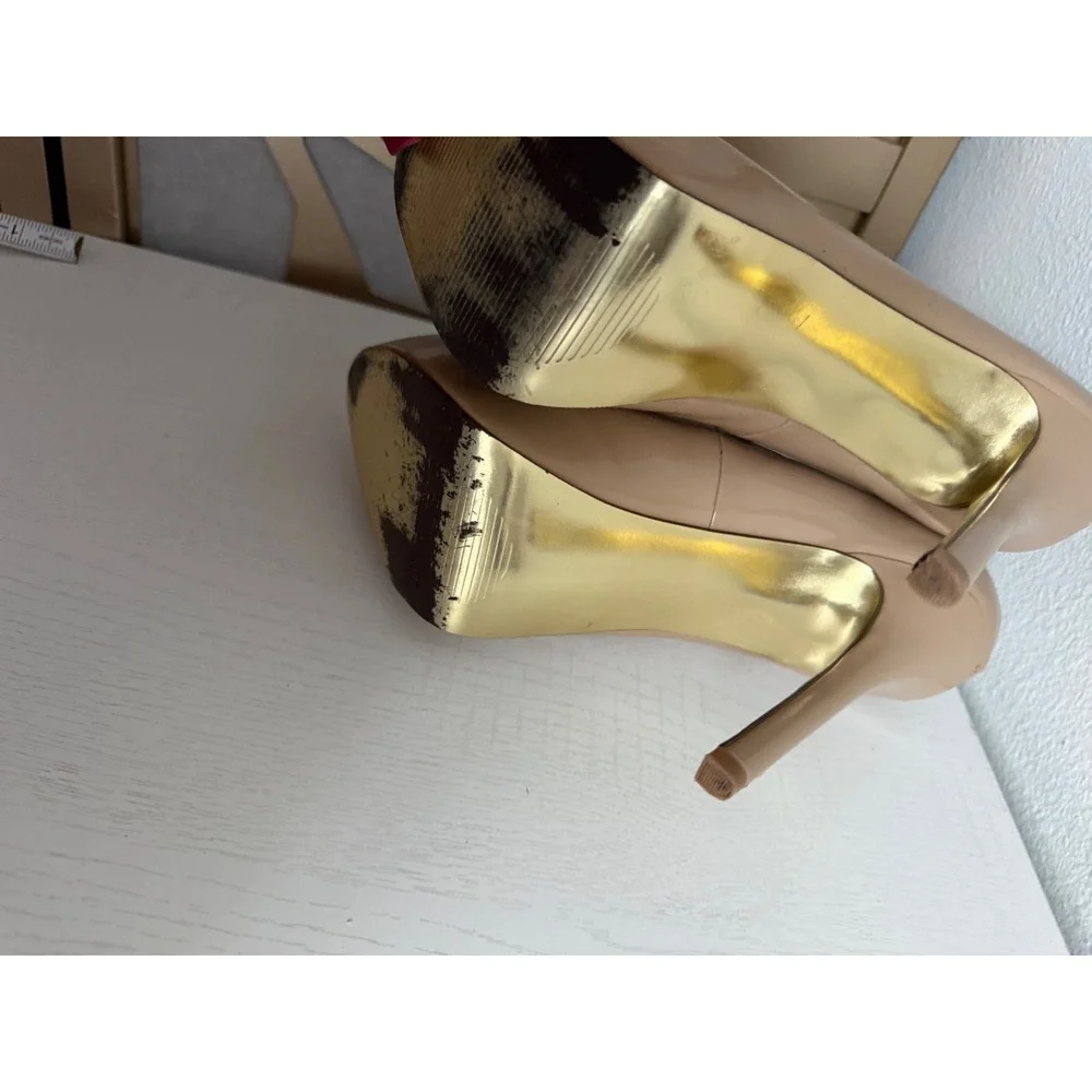 Steve Madden Nala Nude Patent Platform Pumps Gold Sole Stiletto Heels Size 9.5